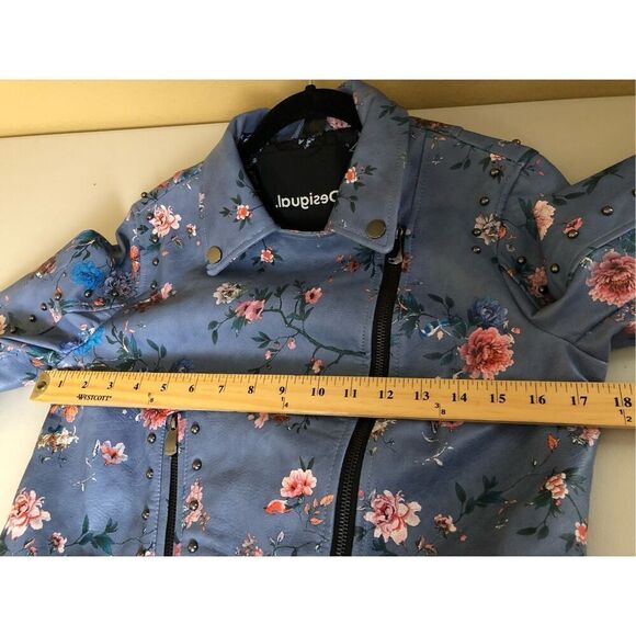 Desigual Women’s Nassau Faux Leather Floral Embroidered Biker Jacket SZ 36 - Picture 10 of 16